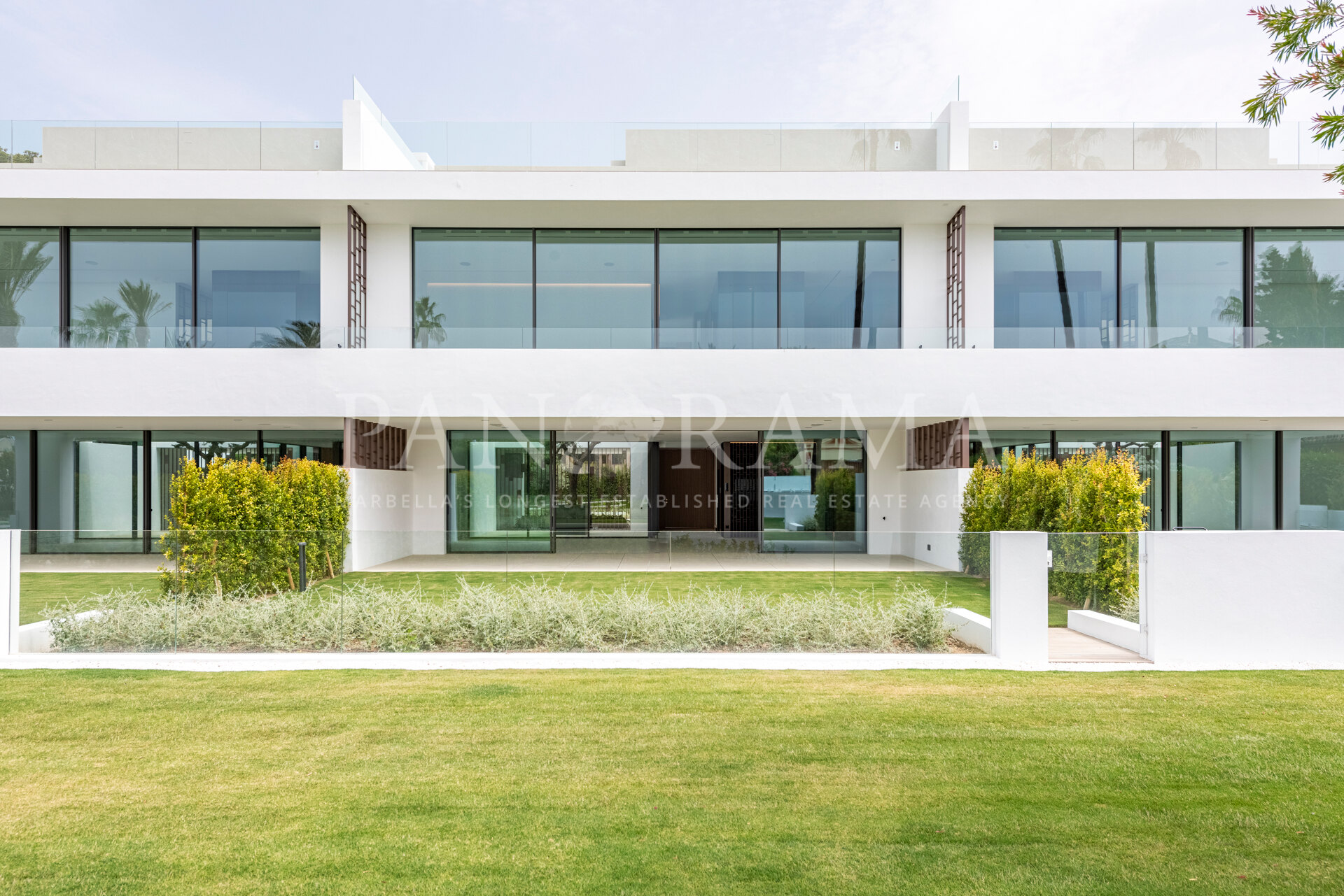 Villa Mitoyenne de Luxe Exclusive à Atalaya de Río Verde