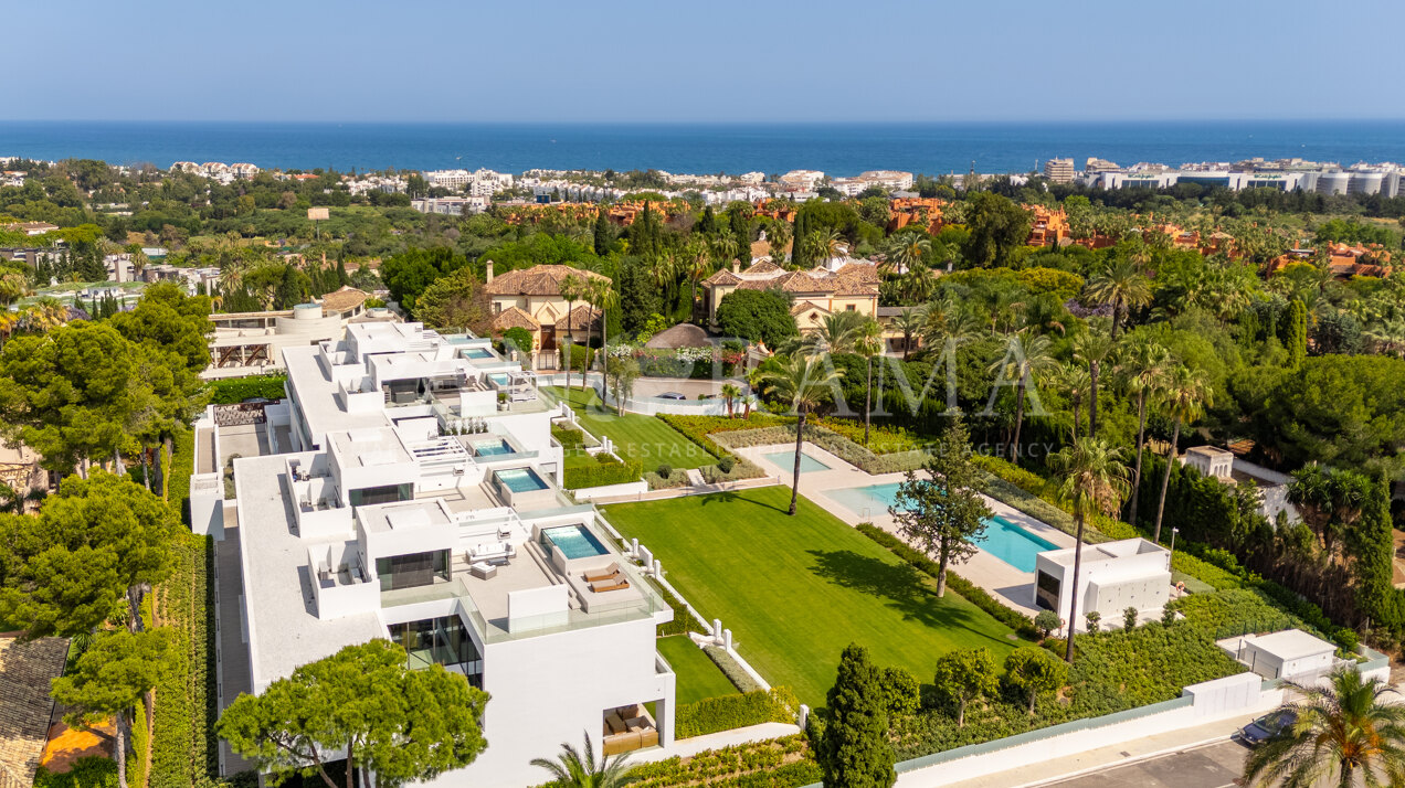 Contemporary Semi-Detached Villa in Nueva Andalucía with Rooftop Pool and Outdoor Cinema