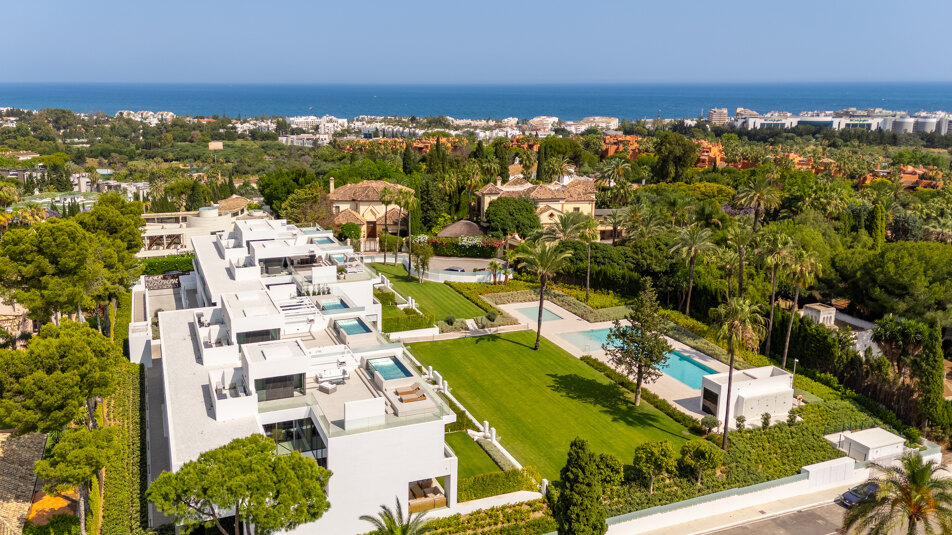 Exclusieve Hoogwaardige Halfvrijstaande Villa in Atalaya de Río Verde