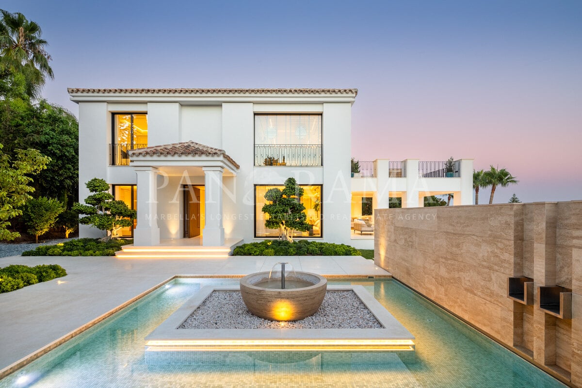 Exclusive luxury villa with panoramic sea views in Sierra Blanca on Marbella's Golden Mile