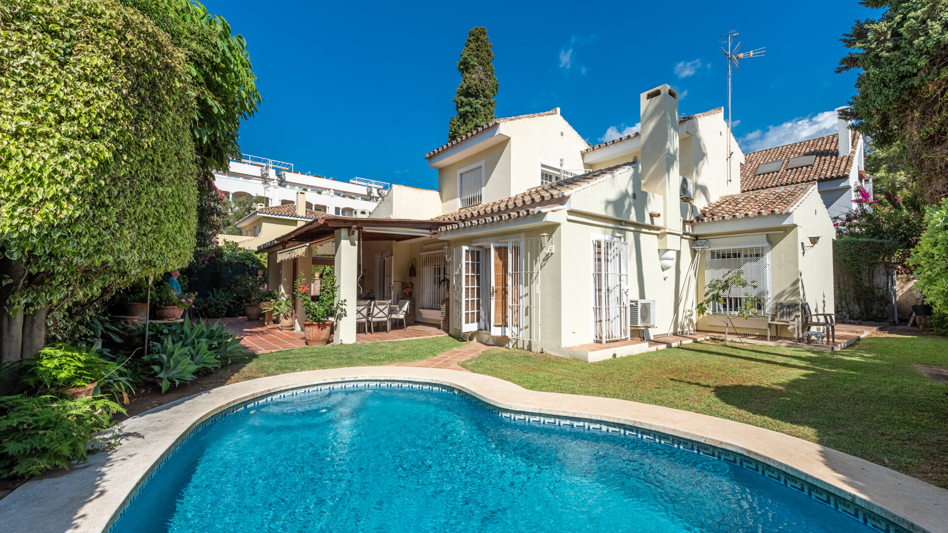 Villa avec possibilités d'extension dans un quartier recherché sur la Golden Mile de Marbella