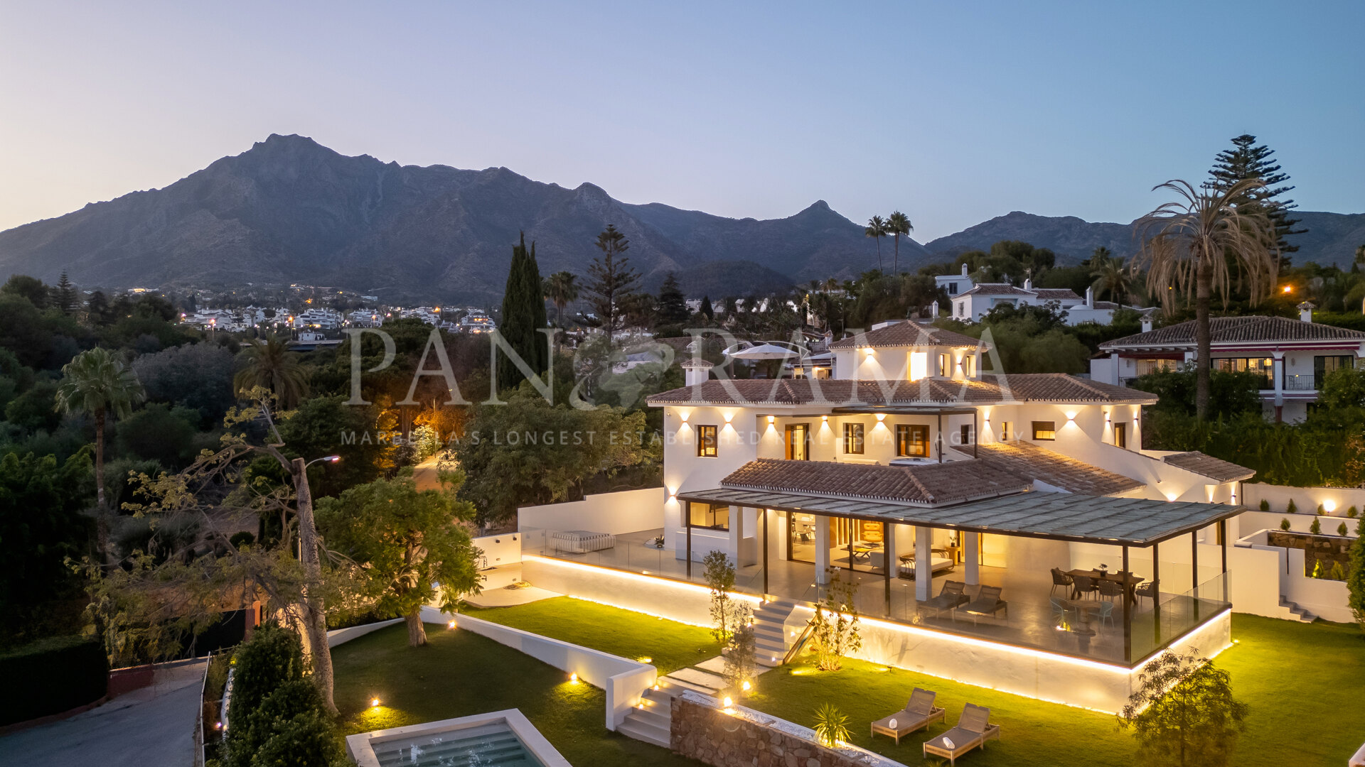 Exclusive modern villa in La Merced, an ideal area in Marbella