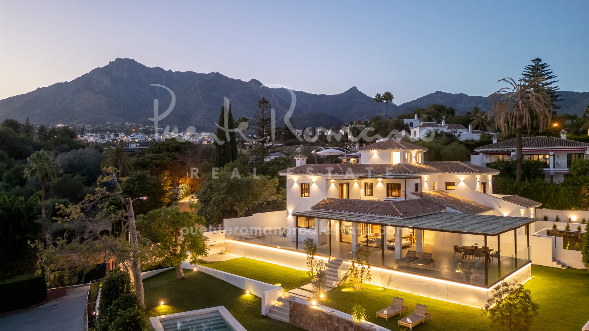 Exclusive modern villa in La Merced, an ideal area in Marbella