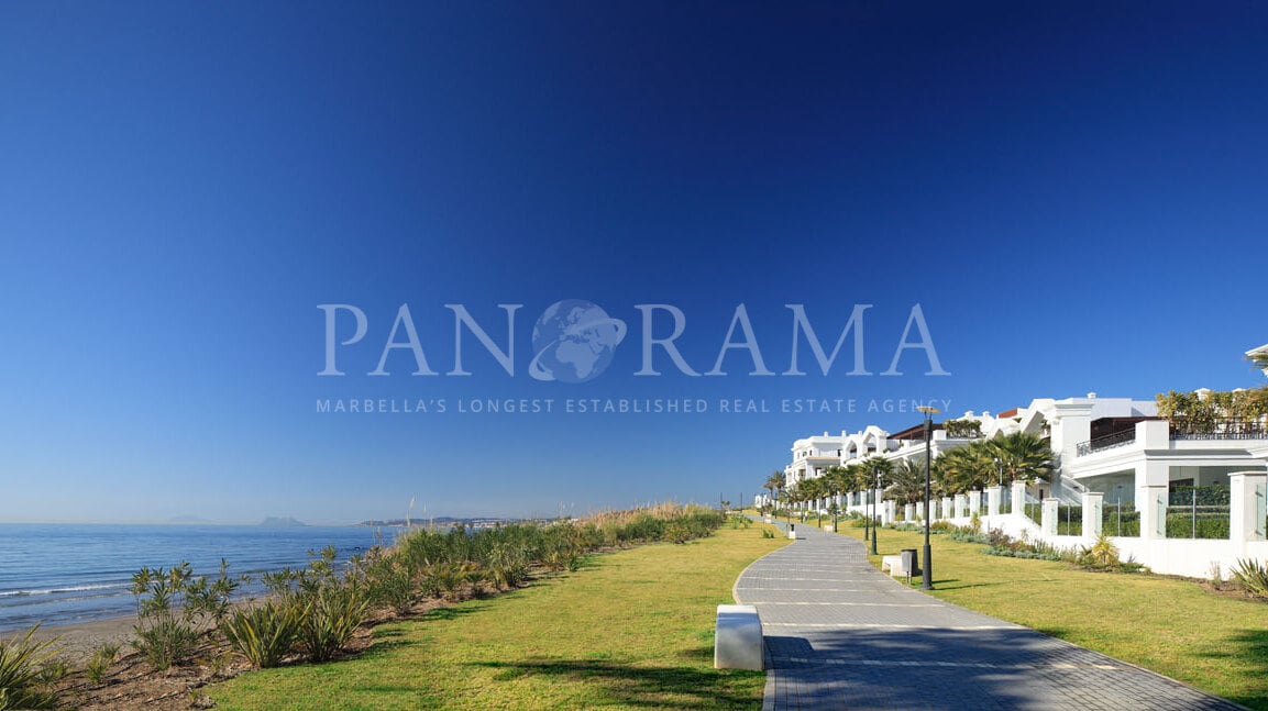 Bright apartment in the superb beachfront complex of Doncella Beach