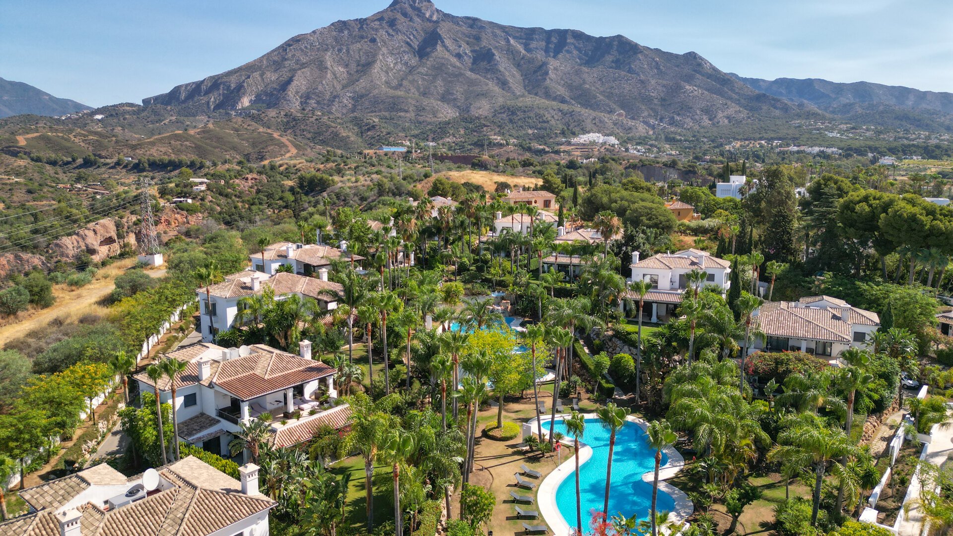 Villa in Lomas de Magna Marbella in the prestigious Golden Mile area