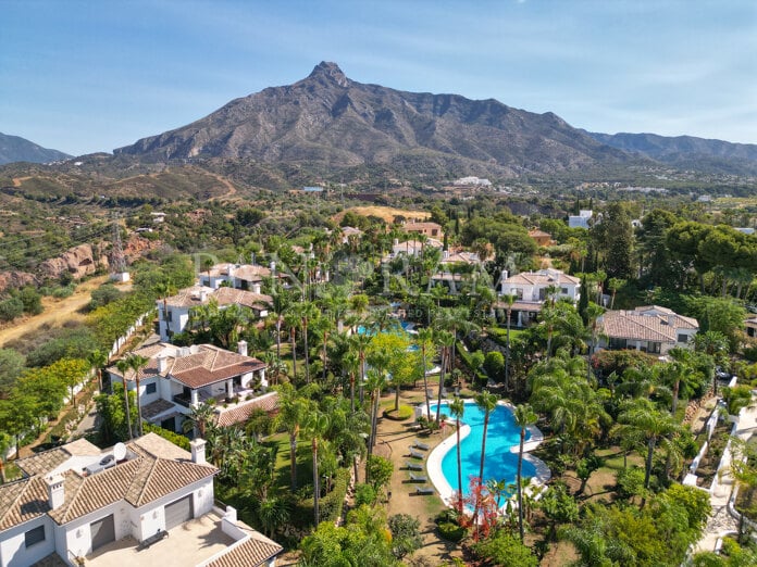 Villa en Lomas de Magna Marbella en la prestigiosa zona de la Milla de Oro