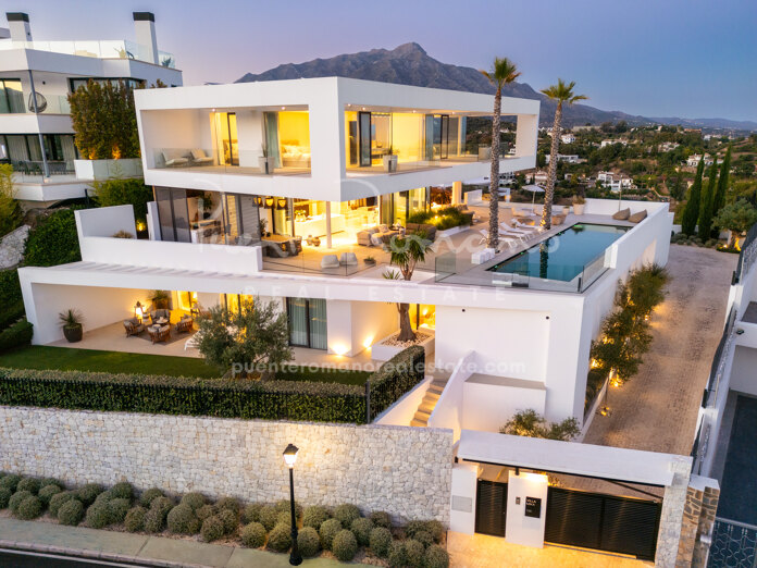 Impresionante villa contemporánea con vistas abiertas a La Concha y al mar