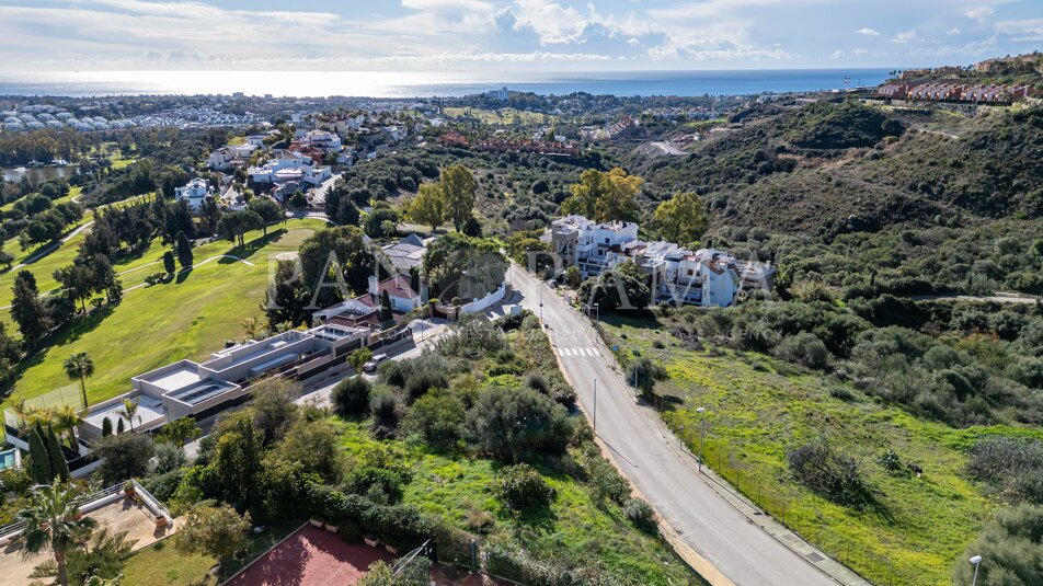 Außergewöhnliches Grundstück in La Alquería mit Panoramablick auf Meer, See und Golf – eines der allerletzten verfügbaren