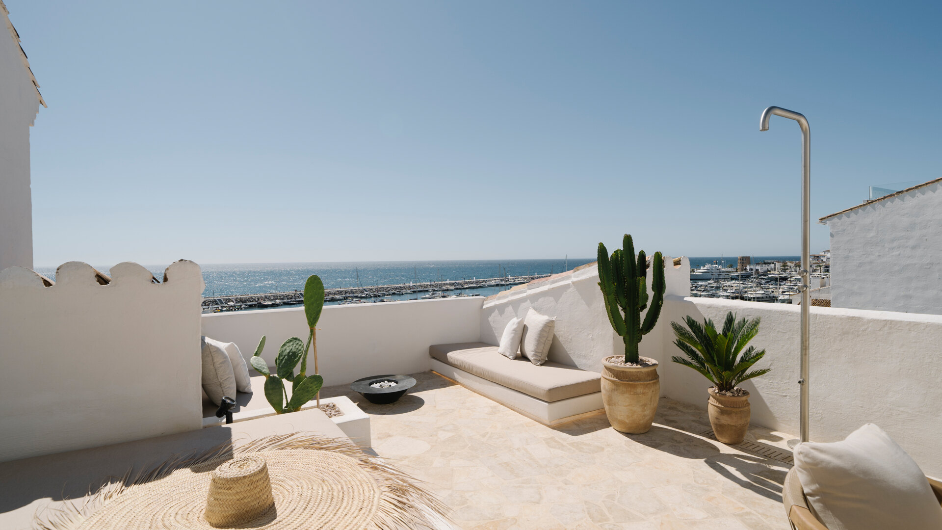 Appartement avec vue sur le port et la mer dans la Marina de Puerto Banús