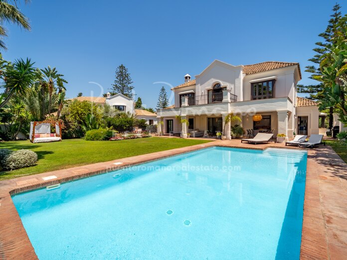 Villa Vanilla, una magnífica villa junto al mar en Casasola