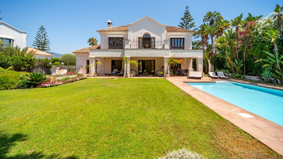 Villa Vanilla, una magnífica villa junto al mar en Casasola