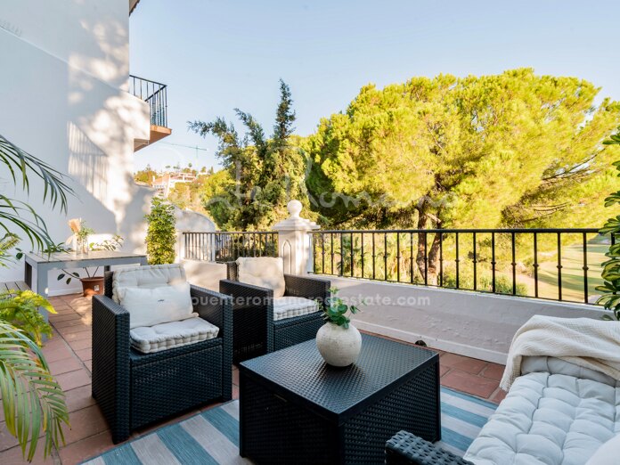 Large townhouse with great golf views in La Quinta ideal for families