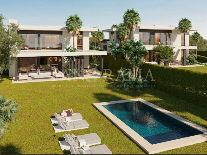 Unique opportunity for 3 basic licensed projects in Valle del Sol next to Guadalmina Alta
