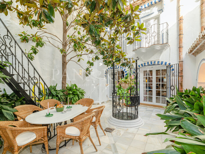 Impresionante casa adosada en el Casco Antiguo con posibilidad de Hotel Boutique