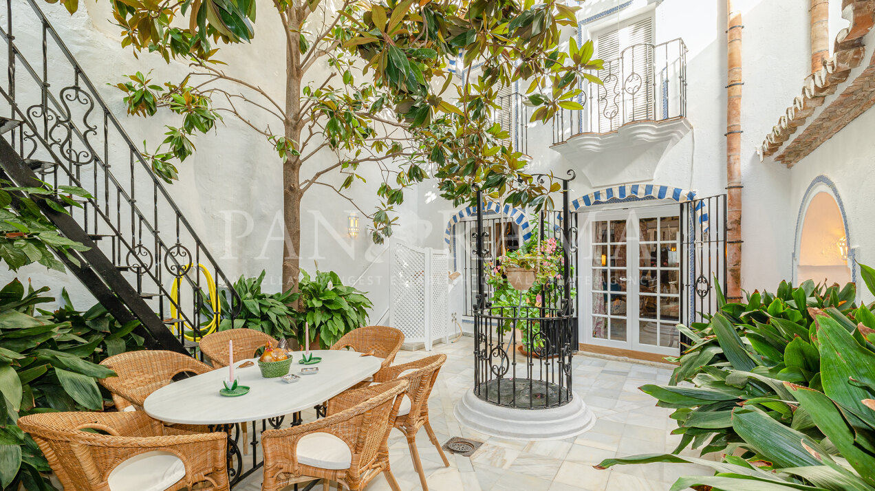 Impresionante casa adosada en el Casco Antiguo con posibilidad de Hotel Boutique