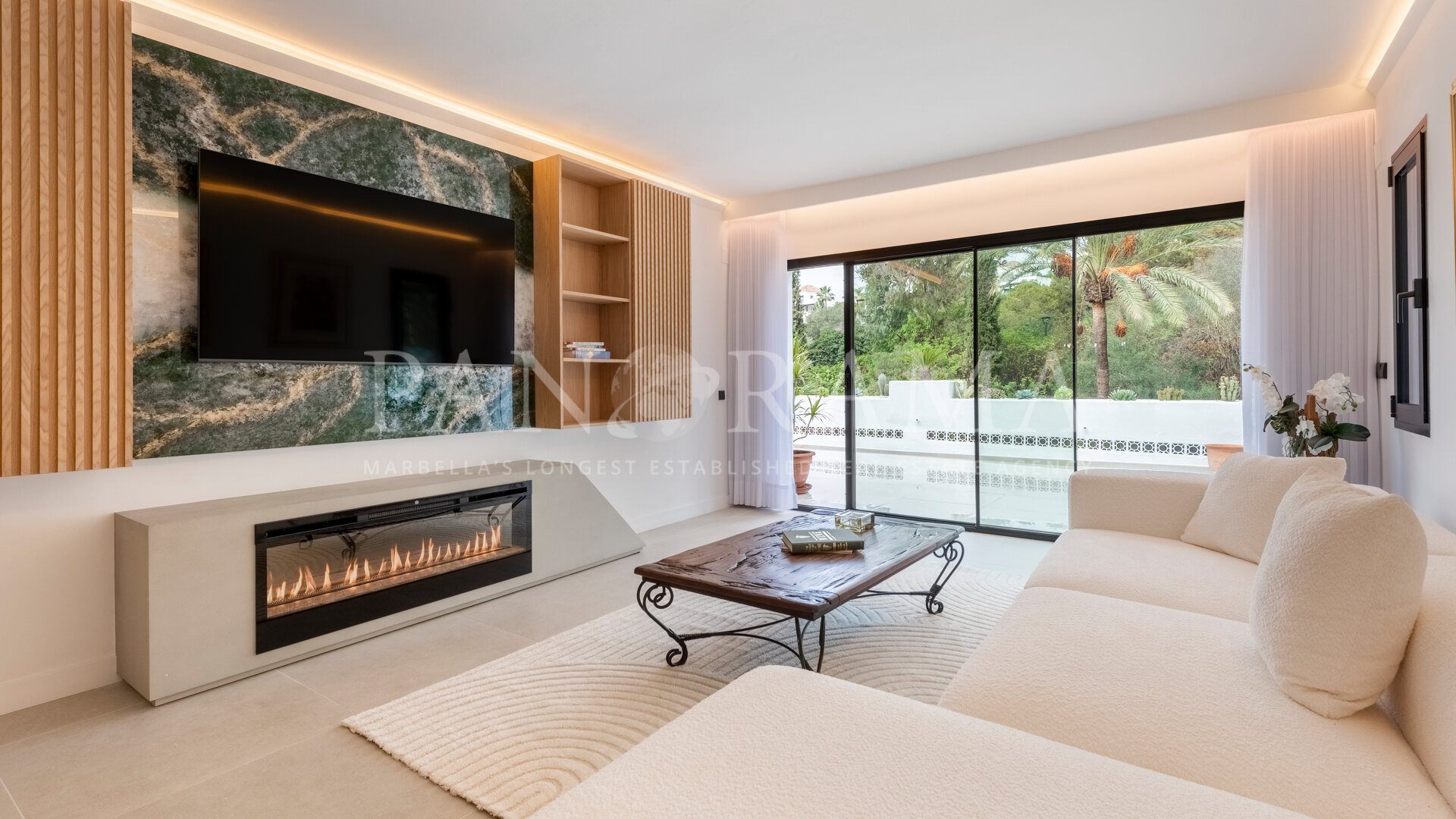 An interior-designed apartment of more than 250m2 in a gated community on the Golden Mile