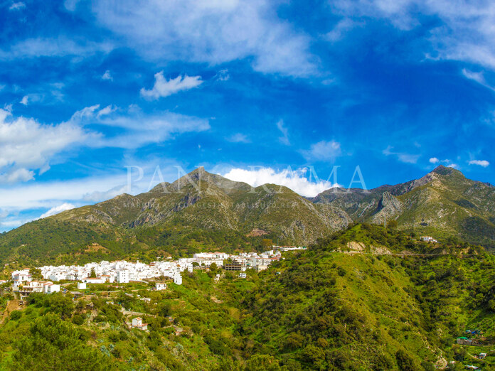 Apartamento en planta baja con jardín en Almazara Forest rodeado de naturaleza