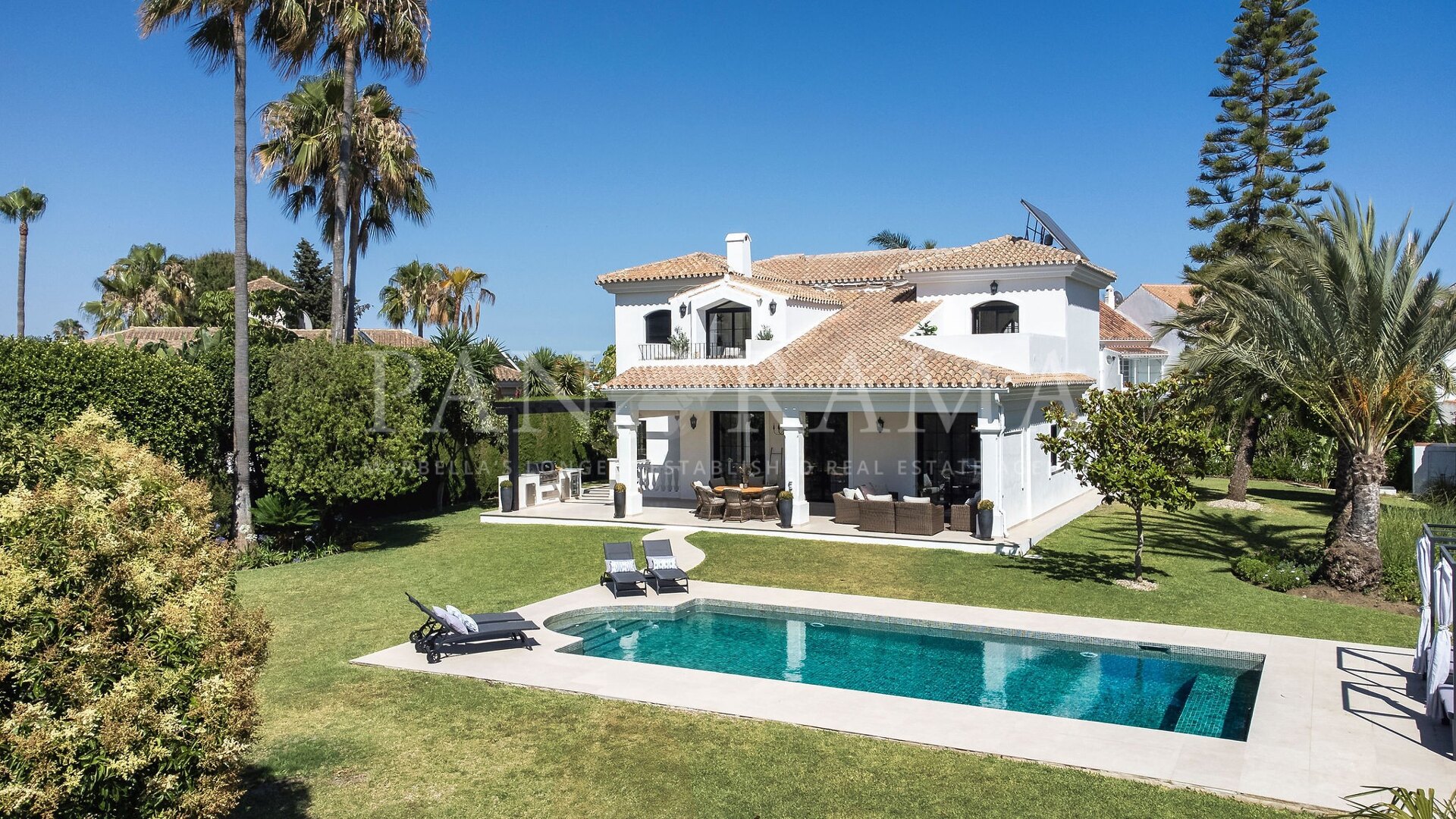 Villa de style scandinave de haute qualité à Monte Biarritz, Estepona