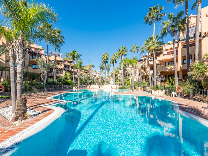 Appartement en bord de mer dans le complexe de Bahia Alcantara à San Pedro