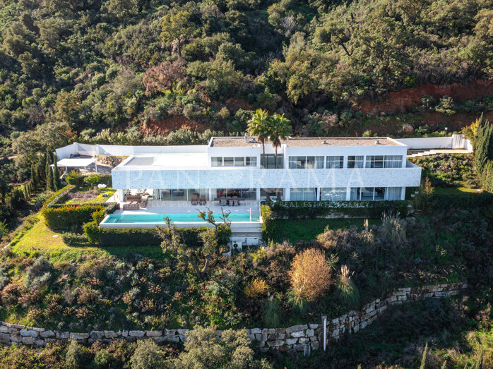 Villa moderna en La Mairena, en una tranquila zona de montaña con vistas panorámicas