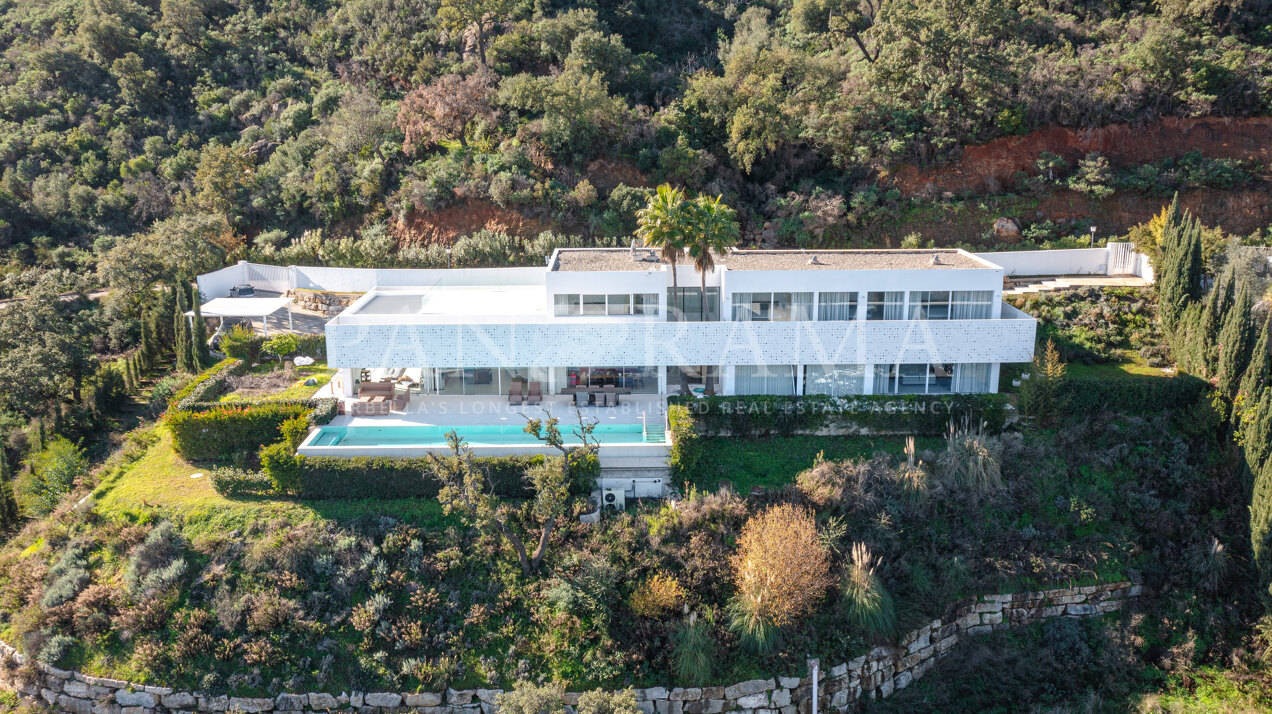 Villa moderna en La Mairena, en una tranquila zona de montaña con vistas panorámicas