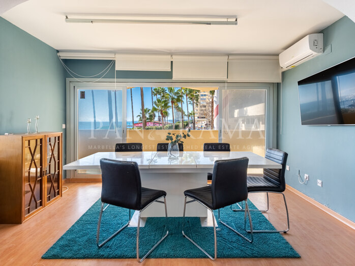 Exclusive commercial premises on the beachfront, opposite Marbella's port