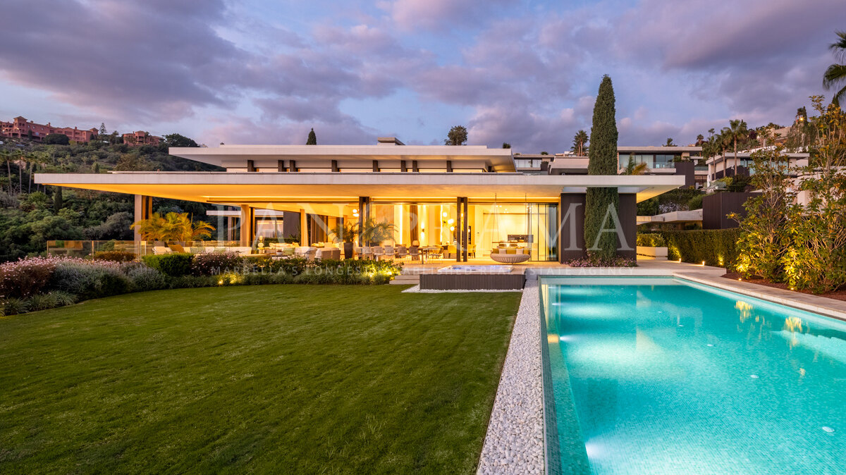 A modern masterpiece in La Quinta crafted by the renowned architect Tobal