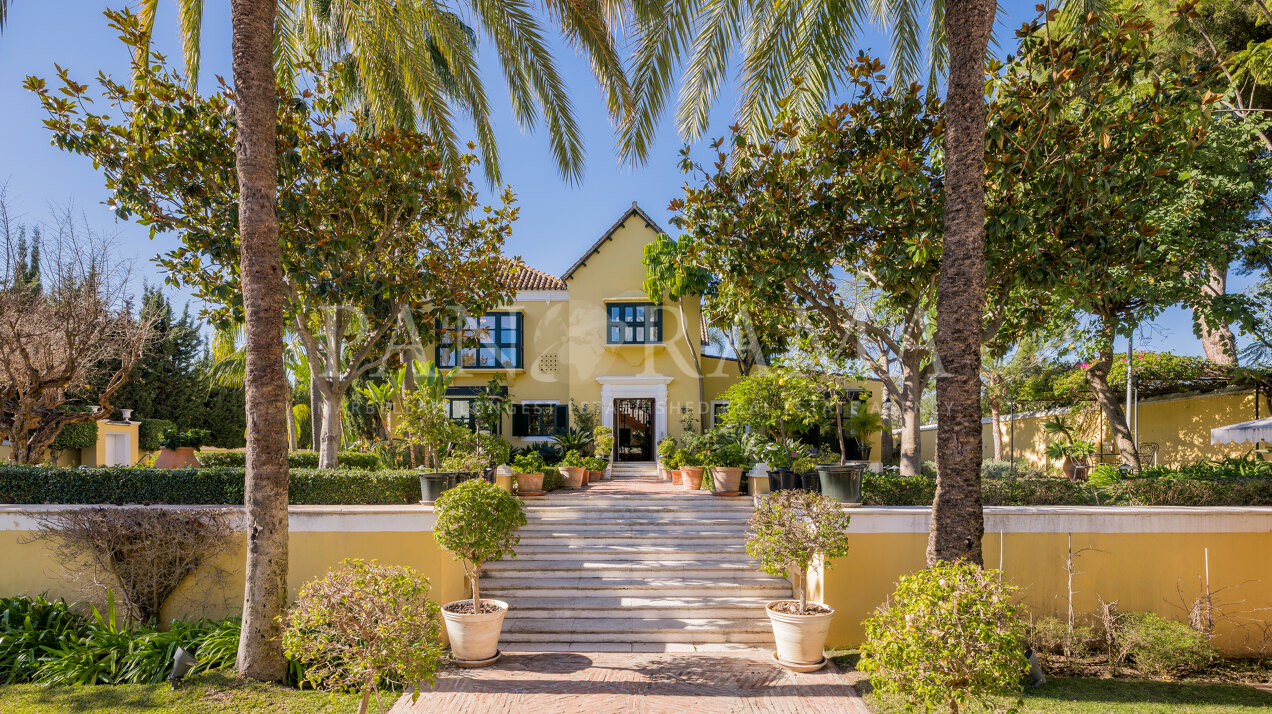 Villa El Pasodoble, una impresionante casa en Las Lomas del Marbella Club