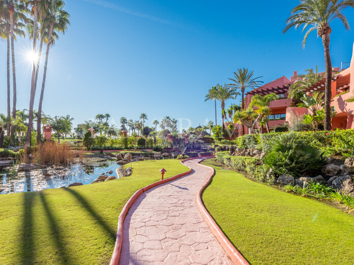 Elegant apartment in the beachfront community of Cabo Bermejo
