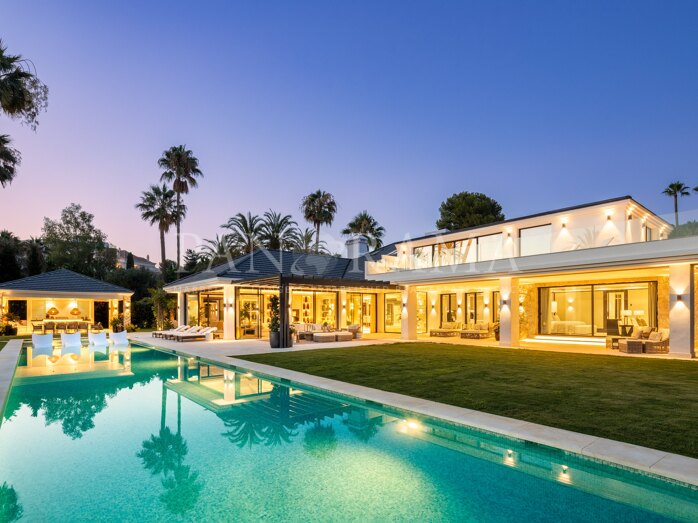 Villa Solstice, una espectacular villa en primera línea de golf junto al campo de Las Brisas