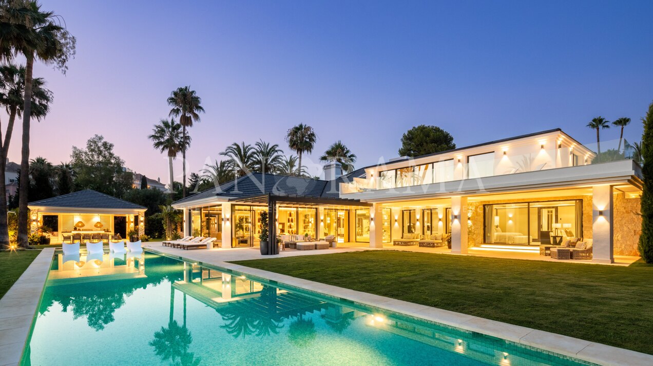 Villa Solstice, a spectacular front line golf villa next to Las Brisas Golf course