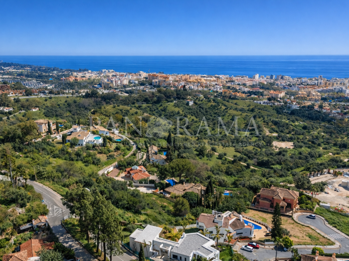 Oportunidad excepcional para terminar de construir una villa en un entorno ideal de Marbella