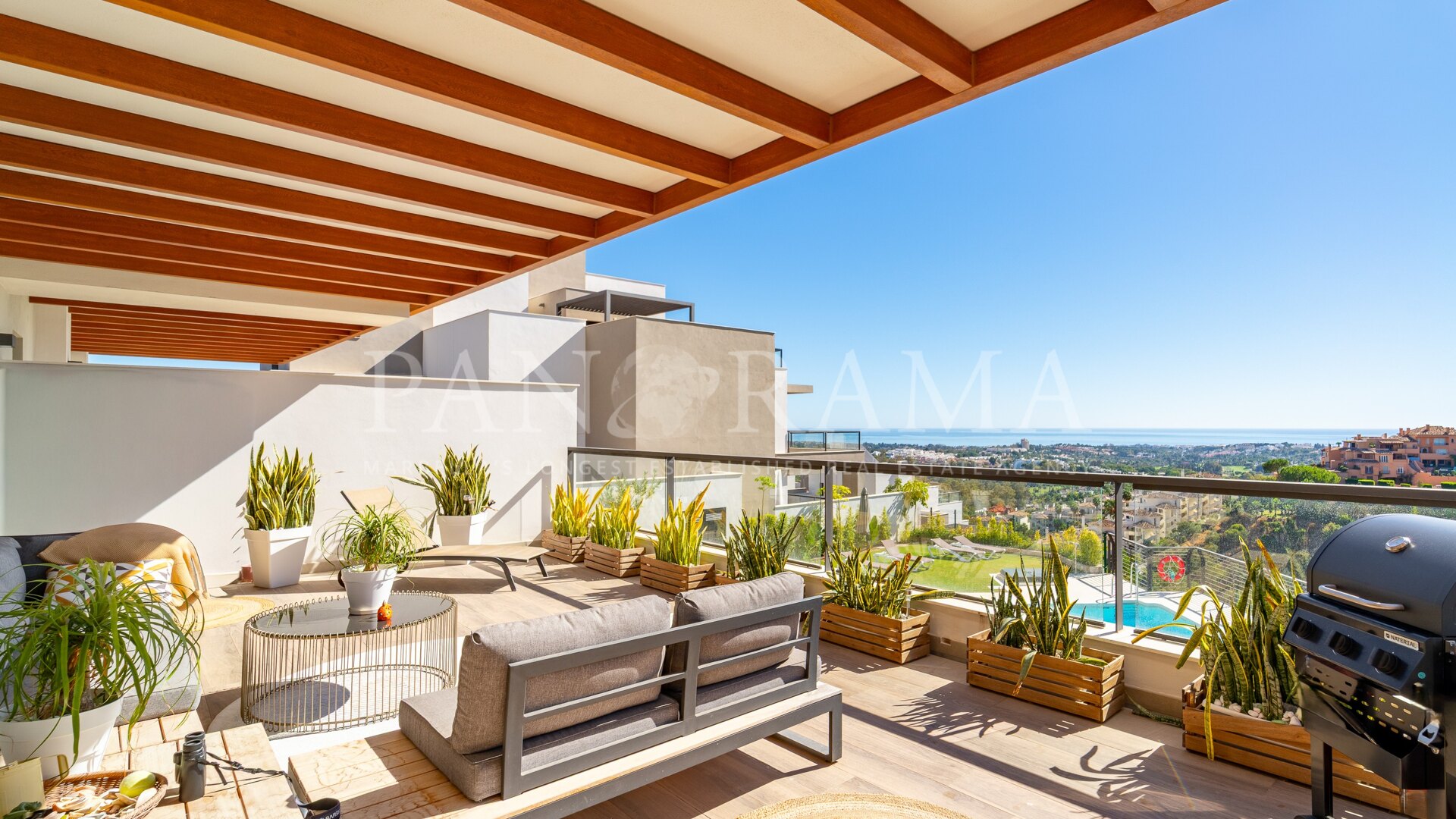 Appartement avec vue panoramique sur la mer et la montagne à Marbella Lake, à Nueva Andalucía