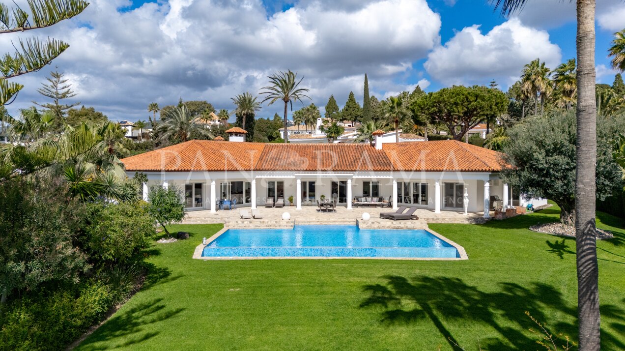 Belle villa orientée au sud située à Hacienda Las Chapas