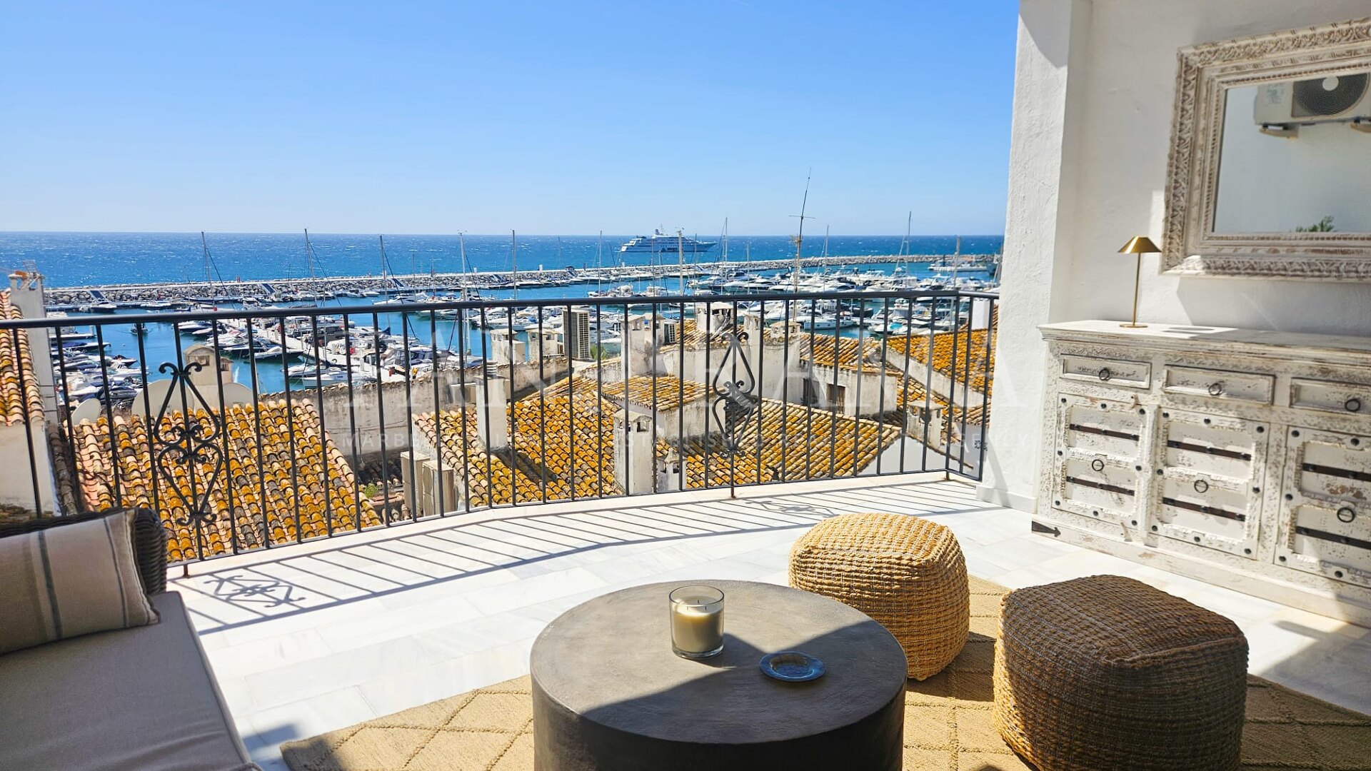 Appartement moderne avec vue sur la mer à Puerto Banús