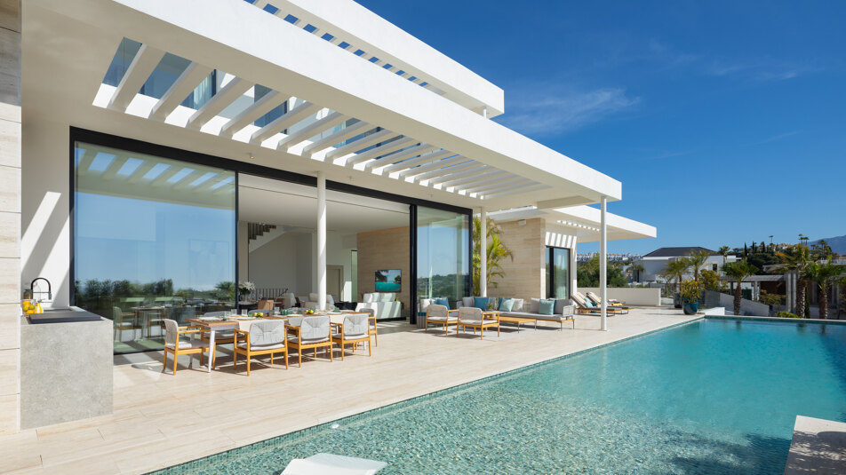 Brand new modern villa with panoramic views in Los Flamingos