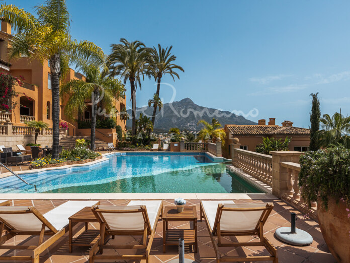 Impresionante apartamento elevado en planta baja con vistas panorámicas al mar en Les Belvederes