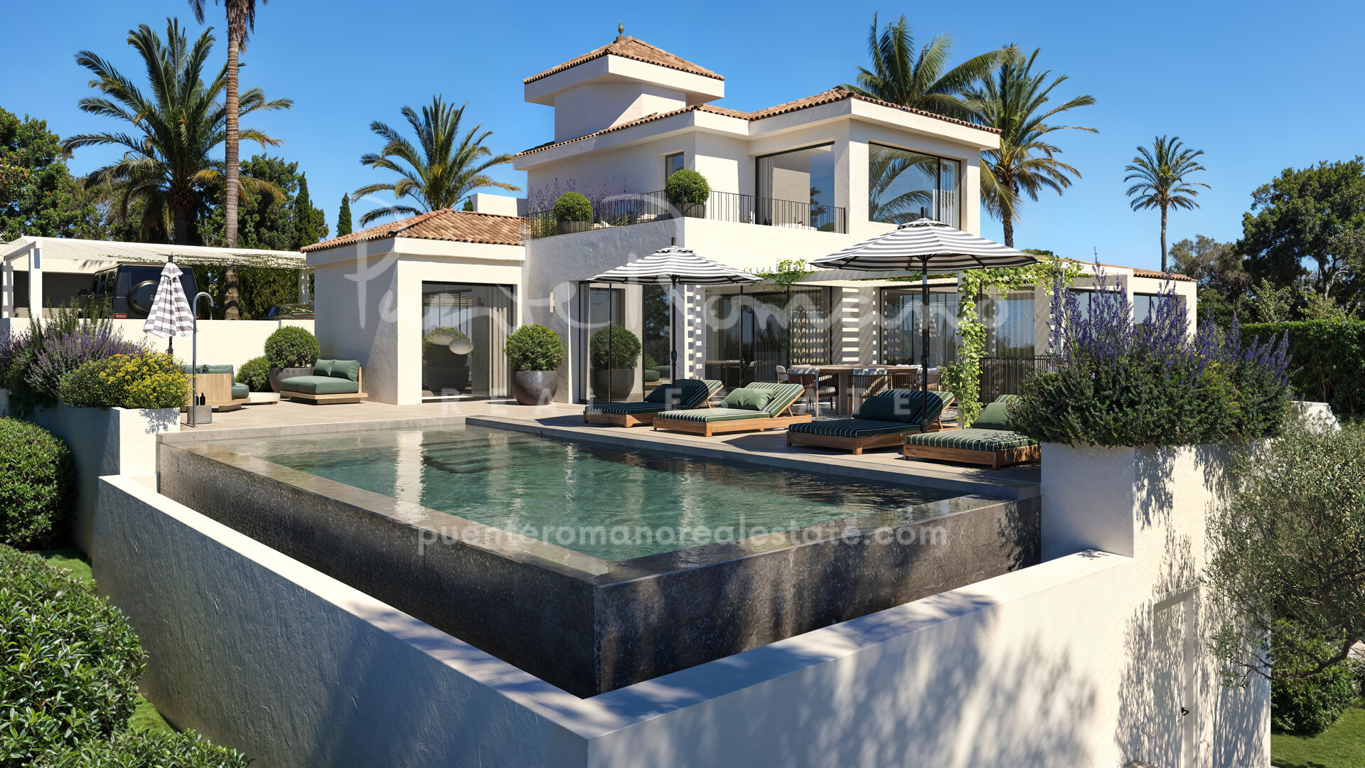 Villa Voir, in the heart of Nueva Andalucía with sauna and a heated indoor pool