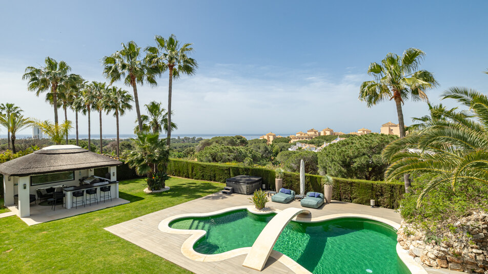 Spektakuläre Familienvilla mit wunderschönem Meerblick in Santa María Golf, Marbella Ost