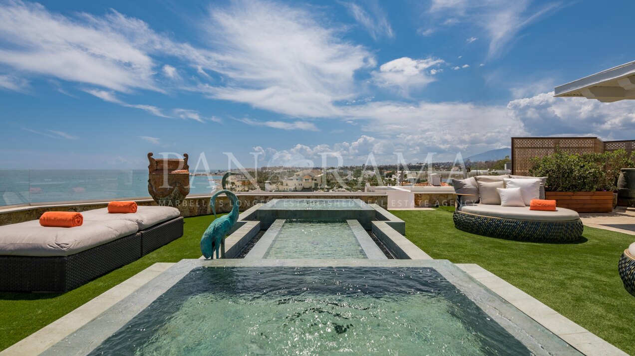 One-of-a-Kind beachfront penthouse on Marbella´s Golden Mile