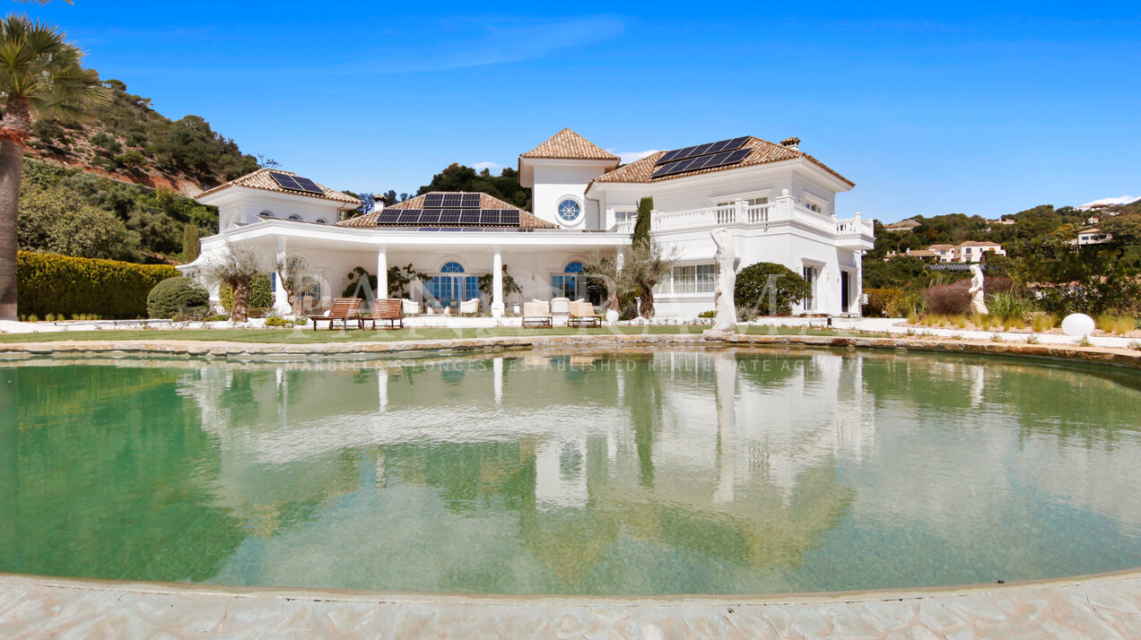 Elegant Mediterranean villa with panoramic sea views in La Zagaleta