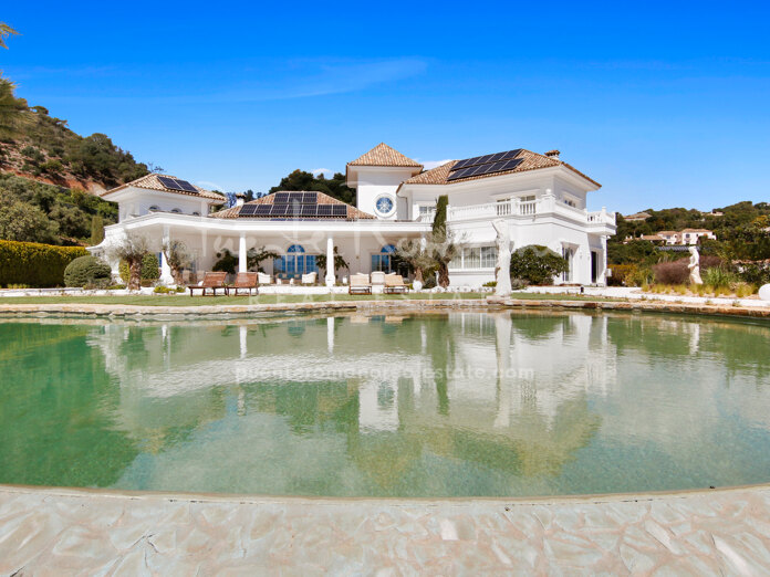 Elegant Mediterranean villa with panoramic sea views in La Zagaleta