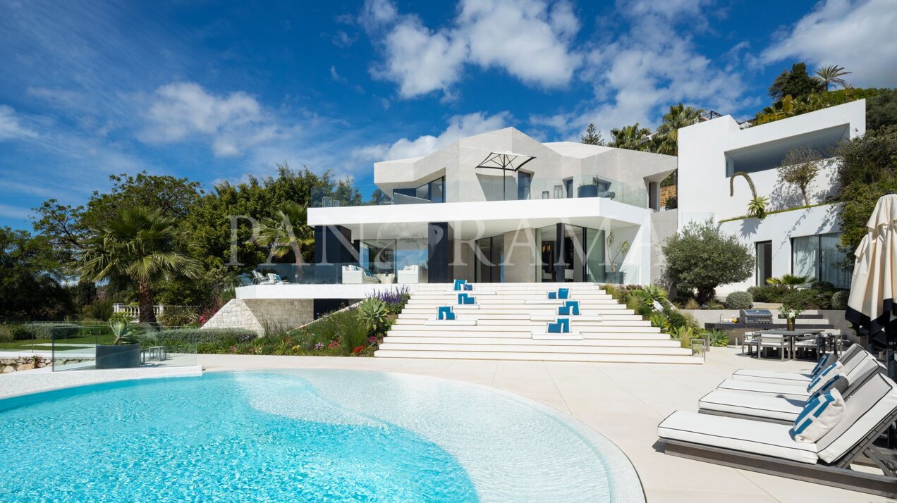 Impresionante y lujosa villa con vistas panorámicas en El Herrojo, La Quinta