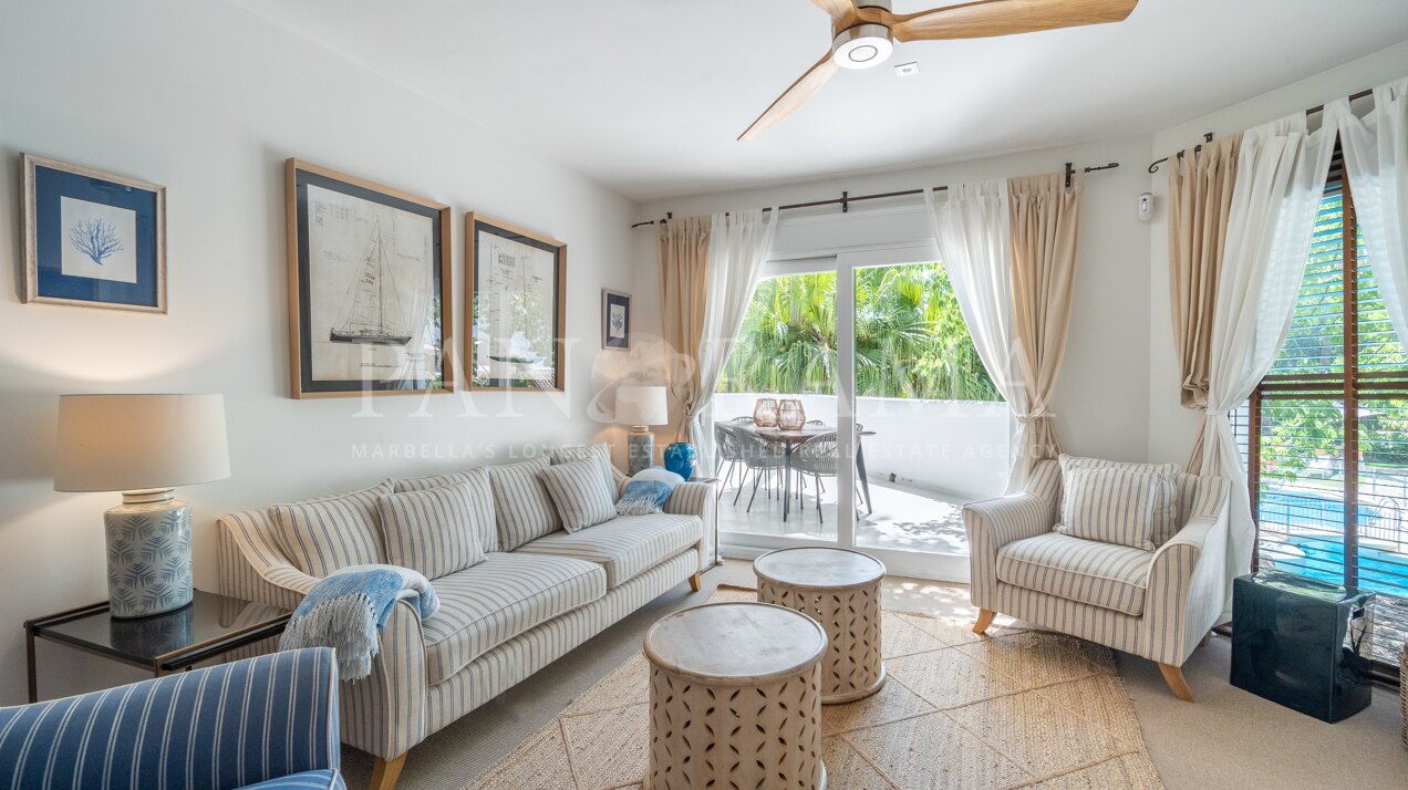 Elegant duplex penthouse steps from Marbella’s finest beaches in Marbella East