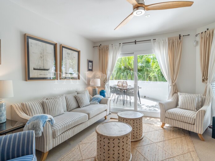 Elegante duplex penthouse op enkele stappen van de mooiste stranden van Marbella in Oost-Marbella