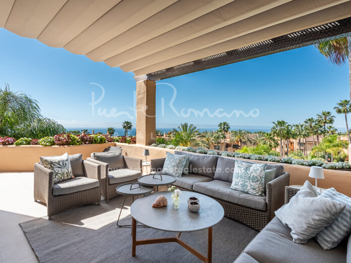 Elegant and impeccable penthouse in Mansion Club – A Masterpiece of Luxury Living