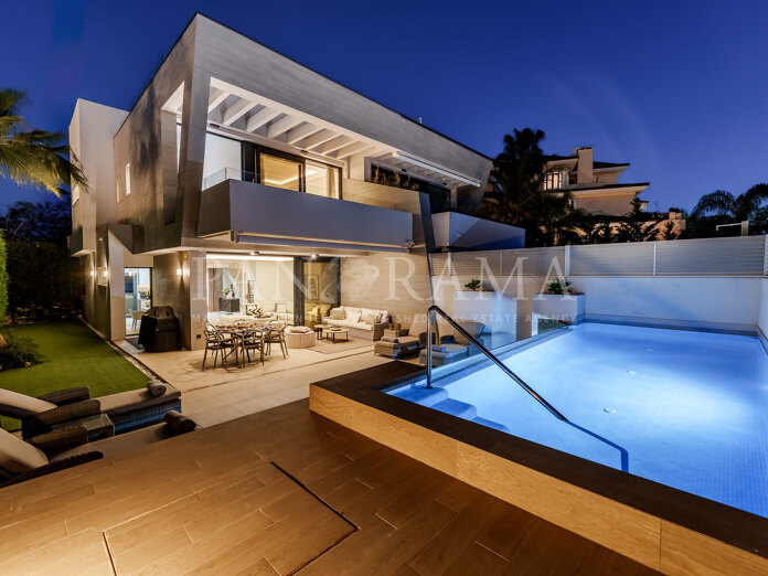 Moderne Doppelhaushälfte in der exklusiven Wohnanlage Banus Bay