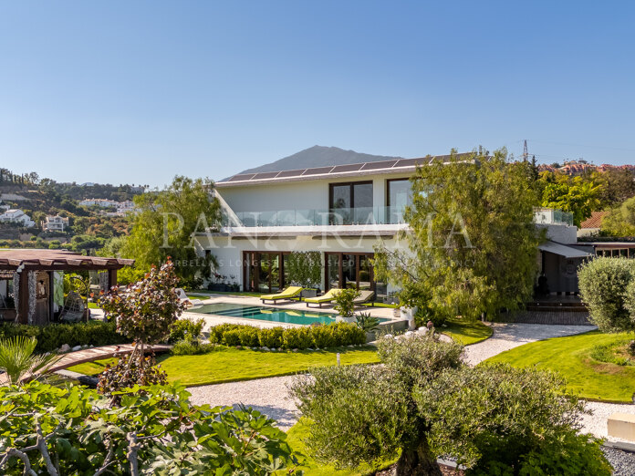 Luxury self-sustainable villa in Fuente del Espanto, Benahavís