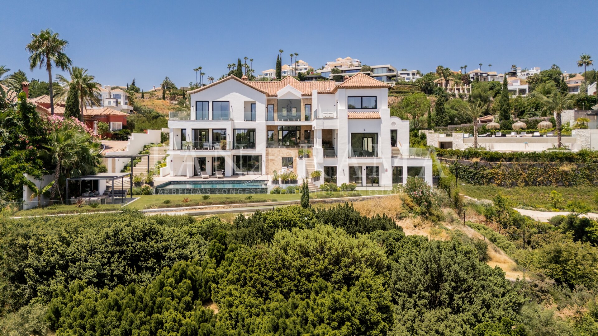 Villa Rebecka, une spacieuse résidence familiale sur un terrain en première ligne de golf à Los Flamingos