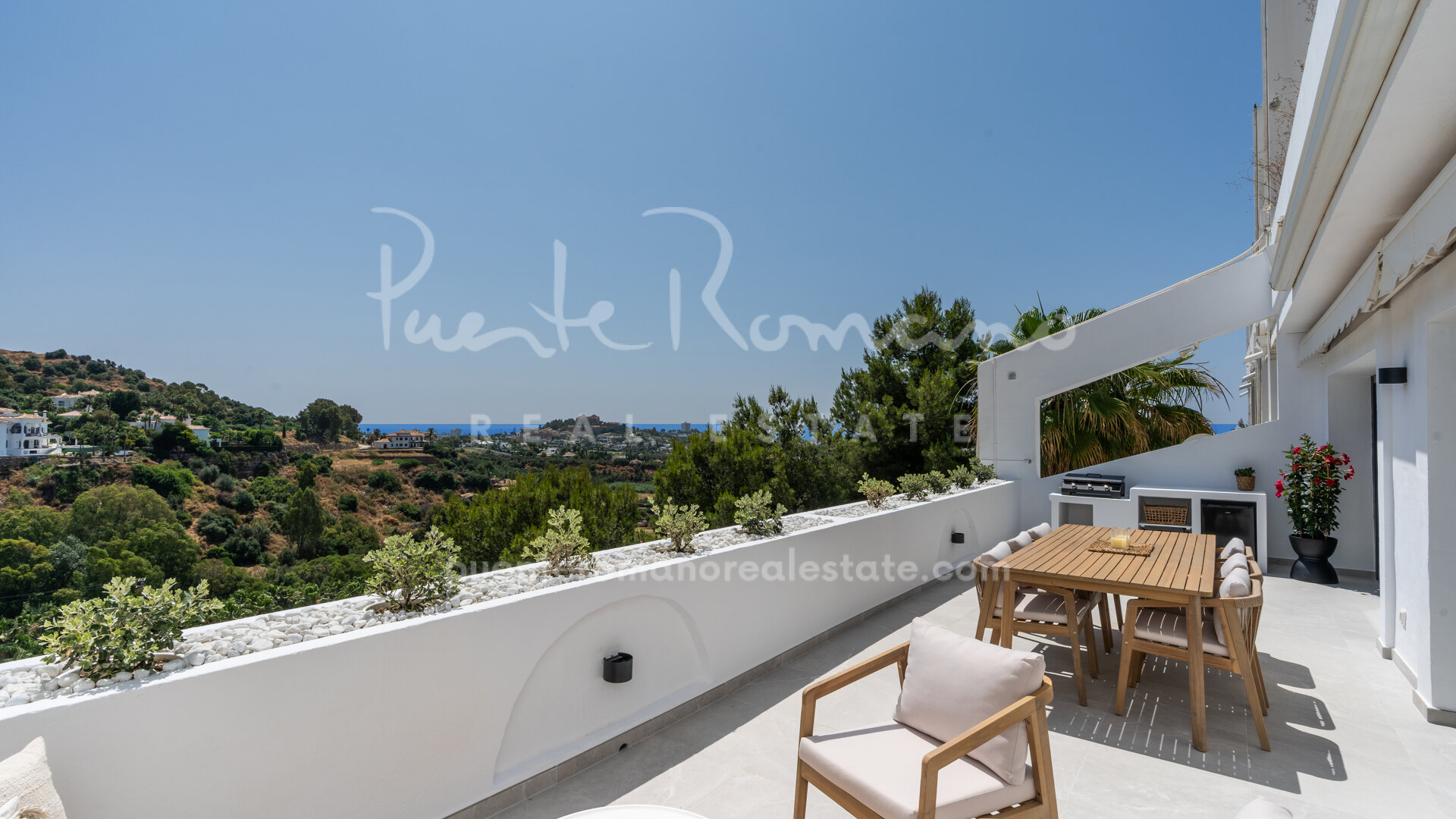 Elegante y amplio apartamento con vistas panorámicas en La Quinta